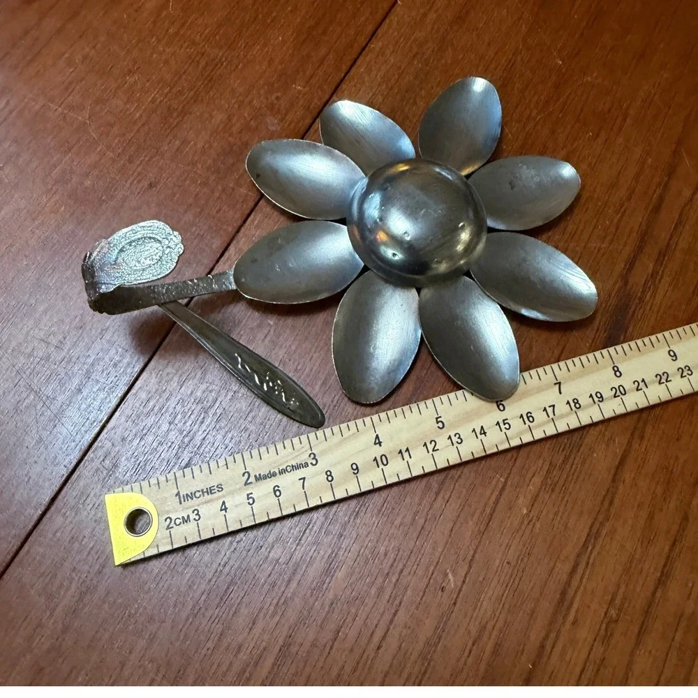 N/A handcrafted metal
